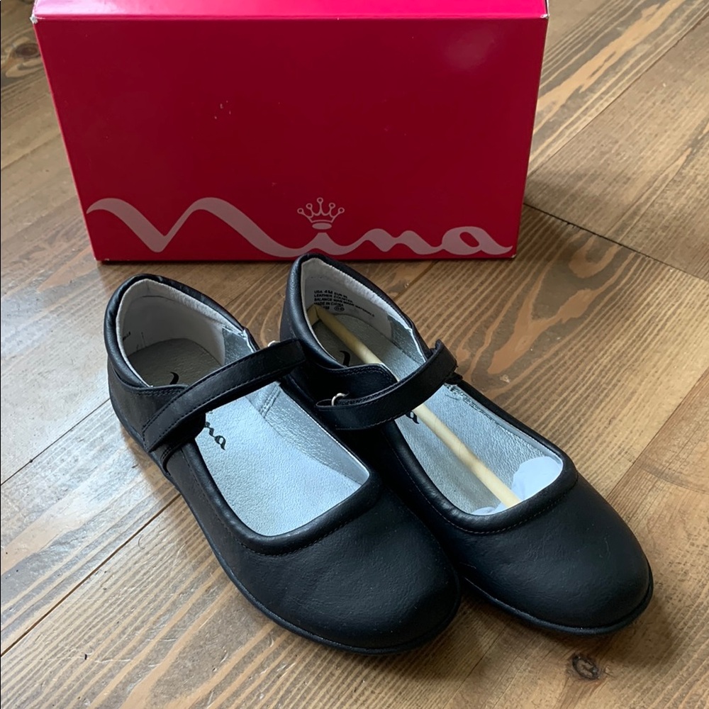 Nina Girls Leather Mary Jane Shoes (black) size big girl 4